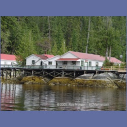 2005_0808_Duncanby_Lodge_Marina_Rivers_Inlet.html