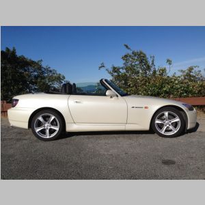 2009_Honda_S2000_Platinum_White_Pearl.jpg